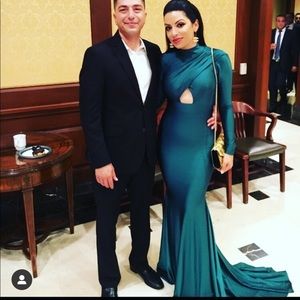 Michael Costello farah gown